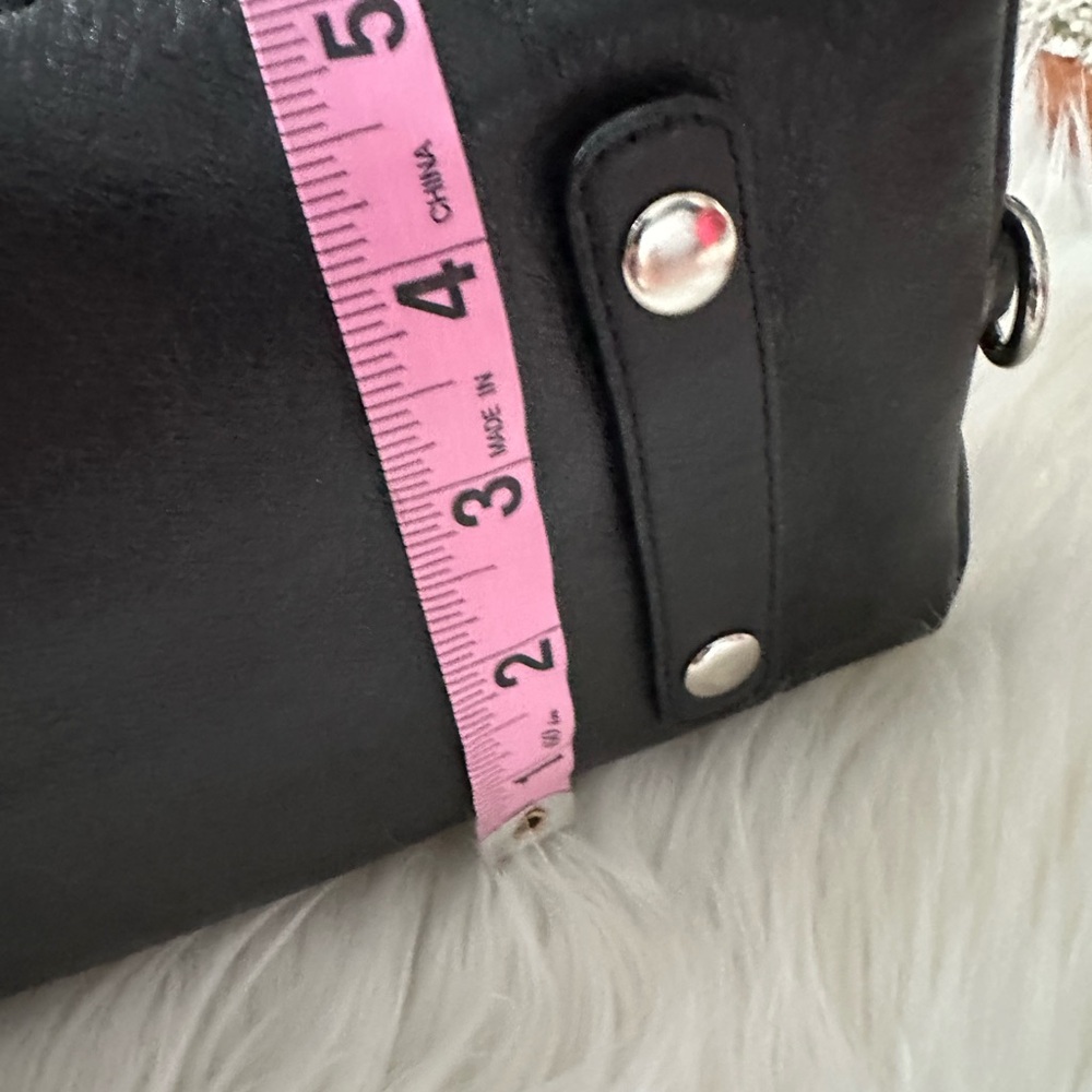 Coach Madison Sabrina Satchel - Picture 6 of 12